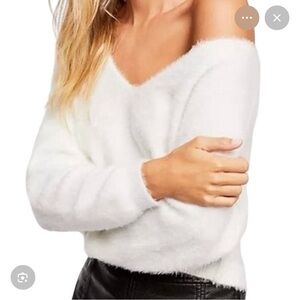 Free People Princess VNeck Fuzzy Sweater Ivory Large